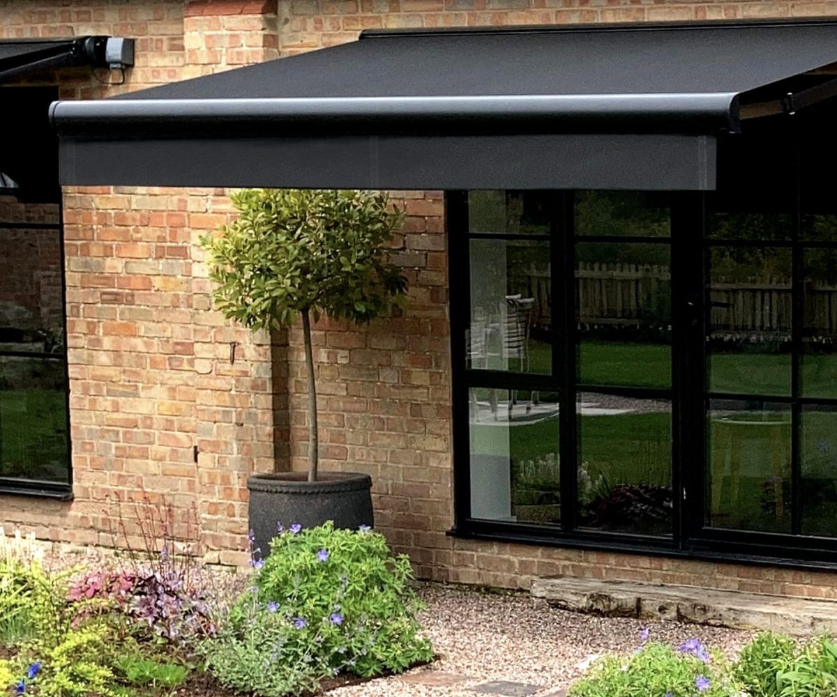 base lite awnings black